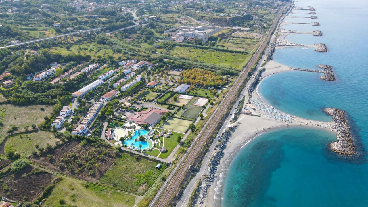 Villaggio Residence Bahja Paola Buitenkant foto