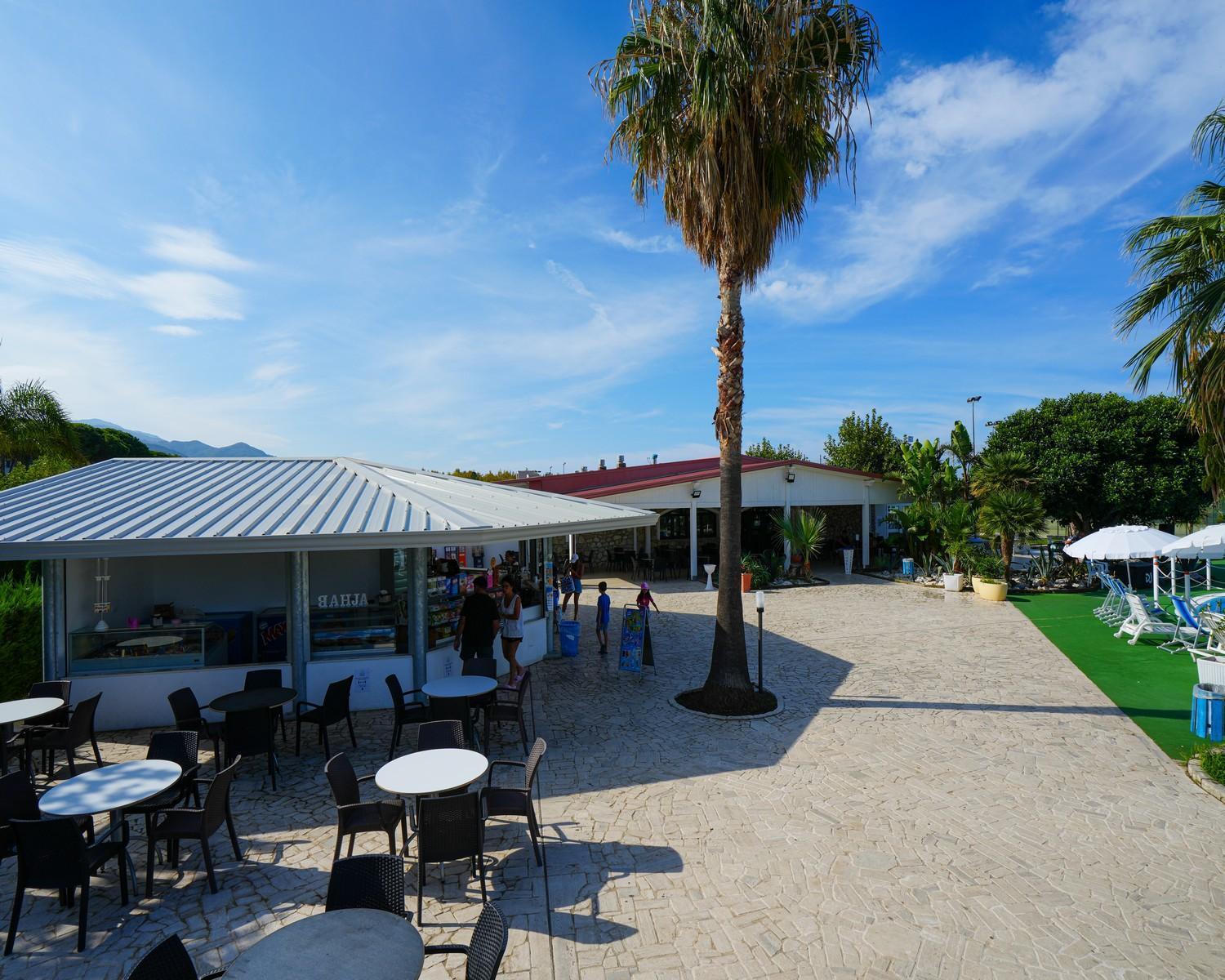 Villaggio Residence Bahja Paola Buitenkant foto
