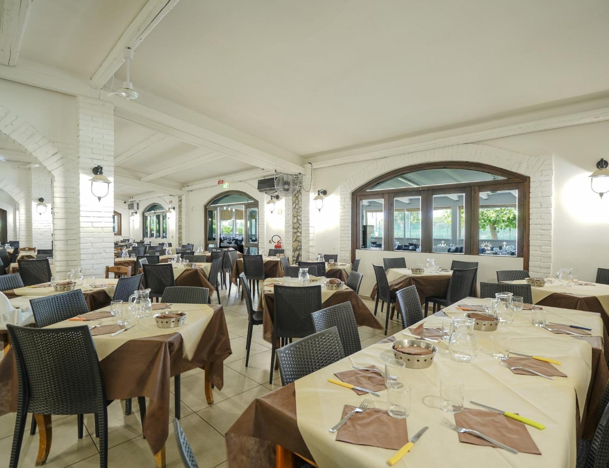 Villaggio Residence Bahja Paola Buitenkant foto